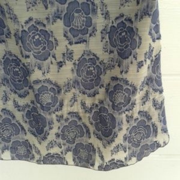 Anthropologie Little Yellow Button Blue Top XS - Picture 6 of 8